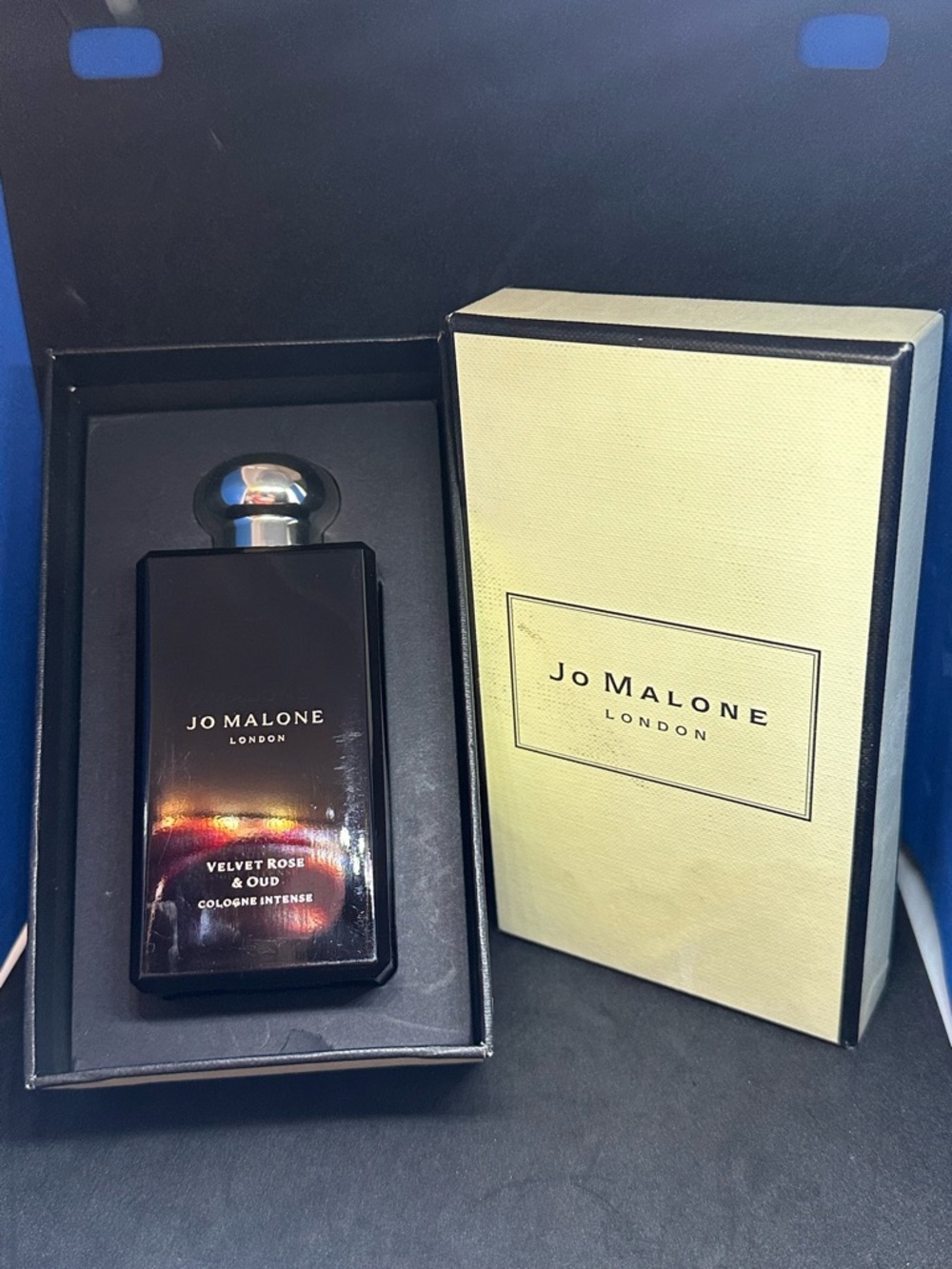 Jo Malone 🌹Velvet Rose 🌹& Oud Cologne Intense ✨lightly sprayed with Box🧥✨